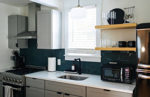 Chambersburg Cottage | Tiny Home with Loft, WI-FI + Free Parking!