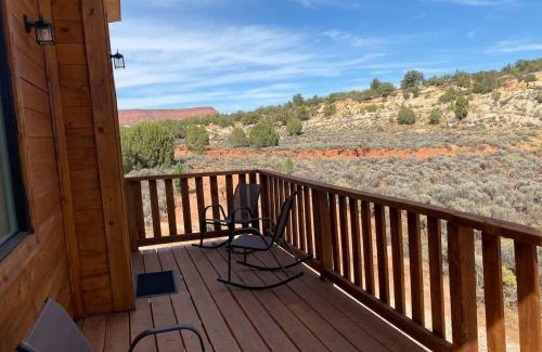 Kanab House | Tiny home with panoramic views & excellent stargazing