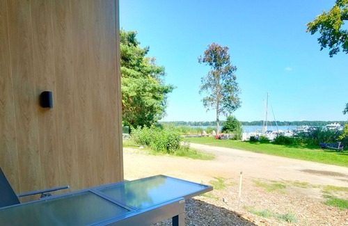 Schwielochsee House | Tiny House 2 - Tiny House am See mit Kamin
