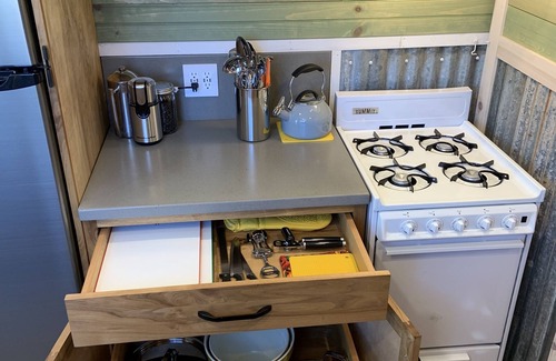 Fort Bidwell House | Tiny House at Bidwell Canyon Farm