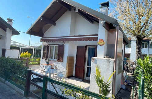 Lido di Volano House | Tiny- House by the sea. Pet friendly!