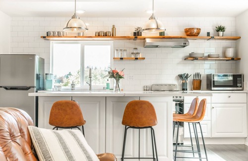 Snohomish Cottage | Tiny House Country Cottage