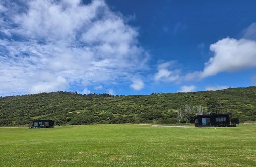 Greymouth Apartment | Tiny house down by the beach