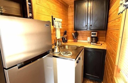 Gatlinburg - Pigeon Forge Cottage | Tiny house experience! Re-discover Life, Love, Self and Peace