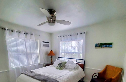 Aripeka House | Tiny House Getaway on the Nature Coast - Perfect Escape for 2