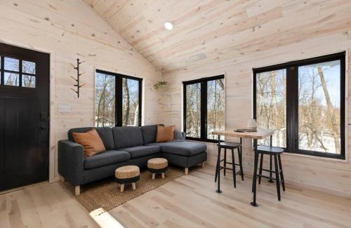 Ironton House | *Tiny House Luxury Getaway: Solo Stove, Adventure*