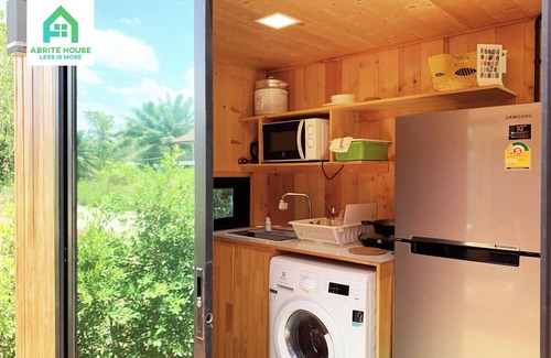 Ko Lanta House | Tiny house on Koh Lanta only 2 mins walk to the beach