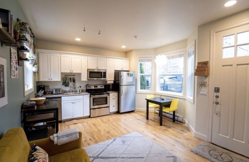 Stevens House | Tiny House on The Hill