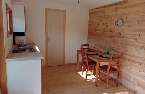 Saint-Roch House | Tiny house under an oak tree