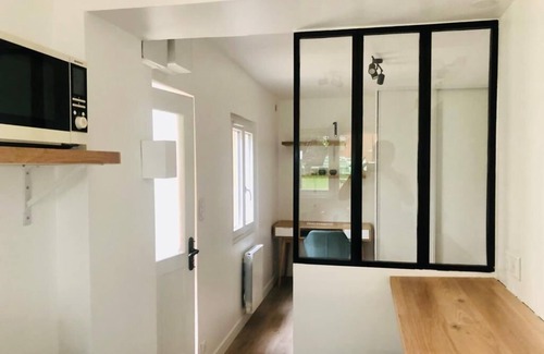 Picpus Apartment | Tiny house with garden