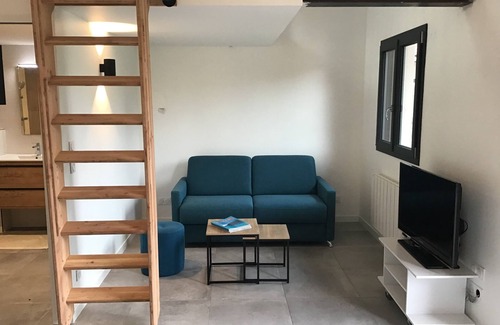Tarnos Apartment | Tiny house with mezzanine bedroom and covered terrace 800 m from the beach