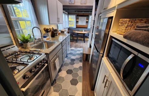 Nellysford Cabin | Tiny Luxury Retreat: Lake, Hikes, Brews & Vines