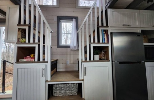 Nellysford Cabin | Tiny Luxury Retreat: Lake, Hikes, Brews & Vines