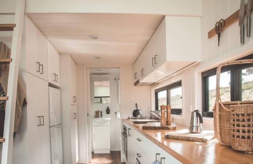 South Bruny Cabin | Tiny Percival Summary