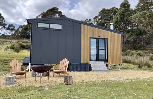 South Bruny Cabin | Tiny Percival Summary