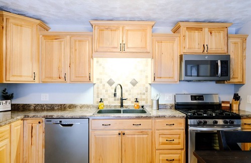 Ironwood House | Tiny Pines Cottage Getaway