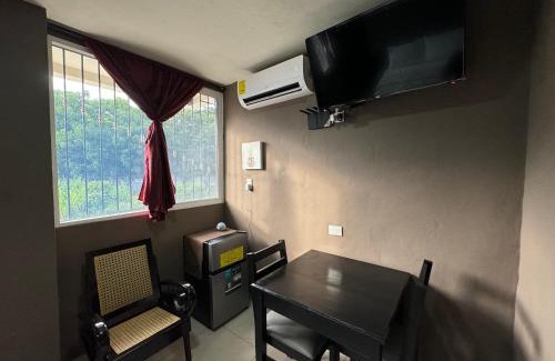 Suchitoto House | Tiny Room El Mangal B&B