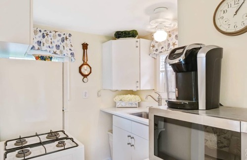 Shinnecock Hills House | Tiny Southampton House on the Bay