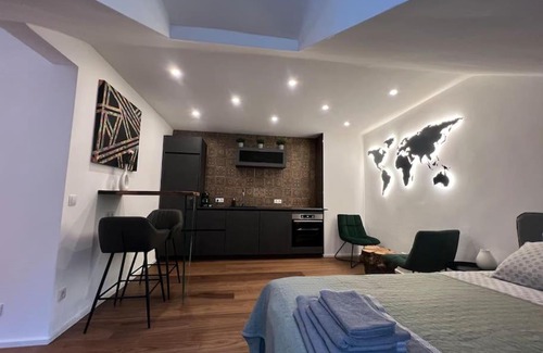 Lend Apartment | Tiny Wellness Apartment