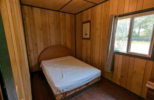 Wasaga Beach House | Tiny Wood Cottage 05