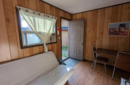 Wasaga Beach House | Tiny Wood Cottage 16