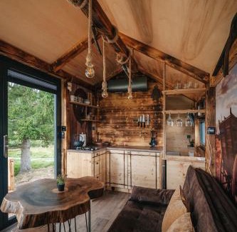 Bohdalovice Apartment | TinyHouse Western