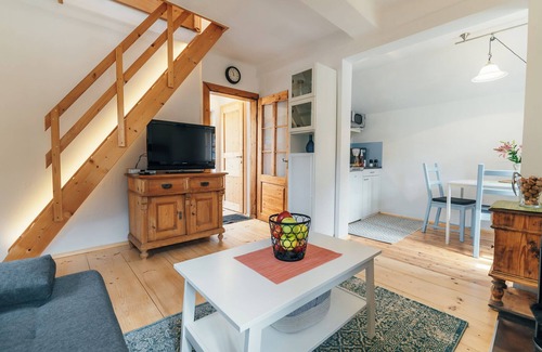 Grundlsee Ski Chalet | Tinyhouse with wood-burning stove, wifi, parking and garden just 300m from the lake