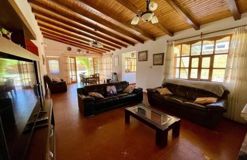 Independencia Ski Chalet | Tio Jhony's Cottage