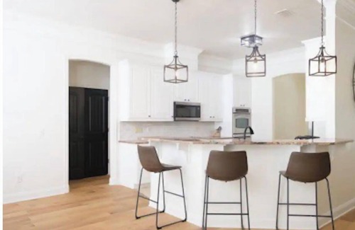 Jonesville House | Tioga Town Center Retreat - Gainesville