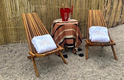 Lembeke Other | Tipi Marie met hotutub in de tuin