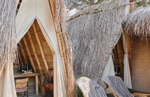 El Penol House | Tipi Villa