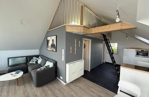 Plozevet Apartment | Tipoz'immo-Brise Marine 1-sea view-spot surf-cosy