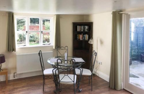 Trowbridge House | Tiptoe