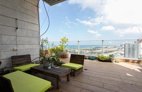 Tirat HaCarmel Apartment | Tirat Carmel Penthouse