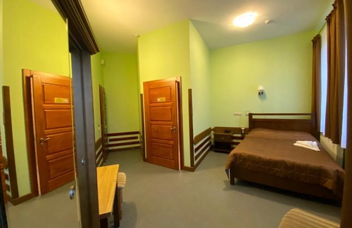 Petropavlivs'ka Borshchahivka Hotel | Tisa Hotel