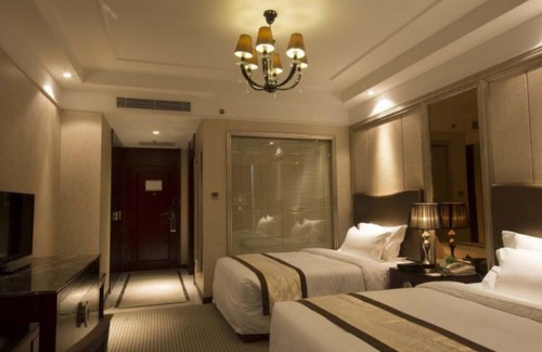 Yanta Qu Hotel | Titan Central Park Hotel