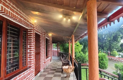 Bhimtal Villa | Titan Villa, Bhimtal by Ebony Stays – Tea, Trees & Tranquil 2BHK Villa