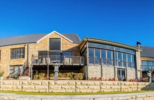 Clarens House | Titanic View - Place of Peace