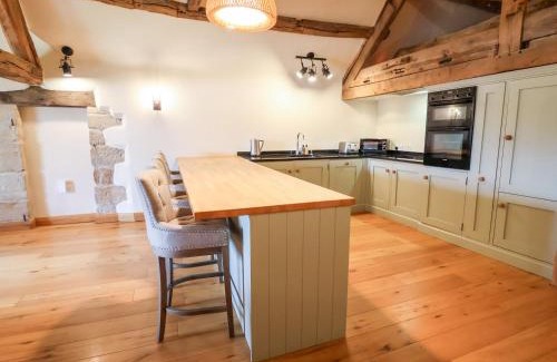 Melbourne House | Tithe Barn