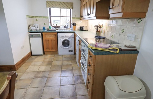 Cockermouth Cottage | TITHE COTTAGE, family friendly, with a garden in Cockermouth