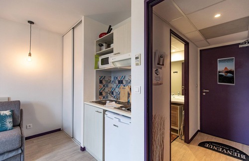 Lourdes Apartment | TITHOME 2 - Gare, centre ville, vue montagne et château