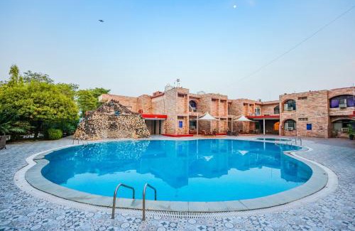 Bhiwadi Hotel | Tivoli Heritage Palace, Rewari