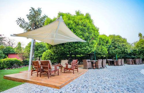 Bhiwadi Hotel | Tivoli Heritage Palace, Rewari