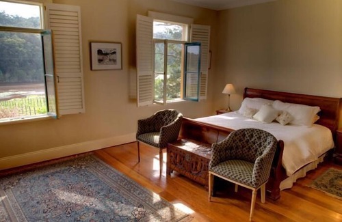 Ebenezer Bed & Breakfast | Tizzana Winery Bed & Breakfast