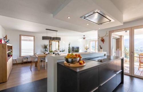 Argonay House | -tLa Villa horizon 180 – 10’ away from Annecy lake