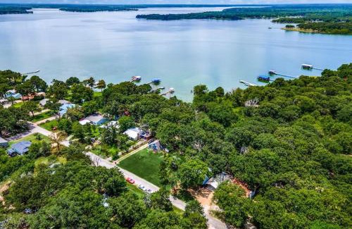 West Tawakoni House | TLC ( Tranquil Lake Cove)
