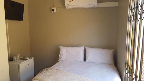 Greater Johannesburg Metropolitan Area House | Tlelakufuma Guest House