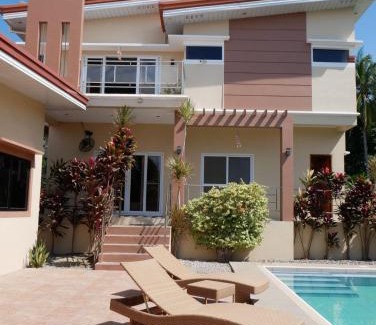 Zamboanguita House | TLT Guesthouses - Dauin