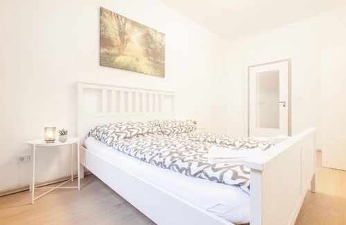 Innenstadt-Nord Apartment | TM Studio