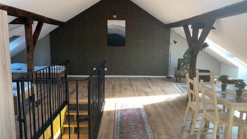 Innenstadt-Nord Apartment | TM Studio